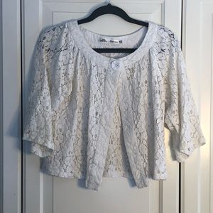 White Lacey Cardigan/Shrug w/ Button